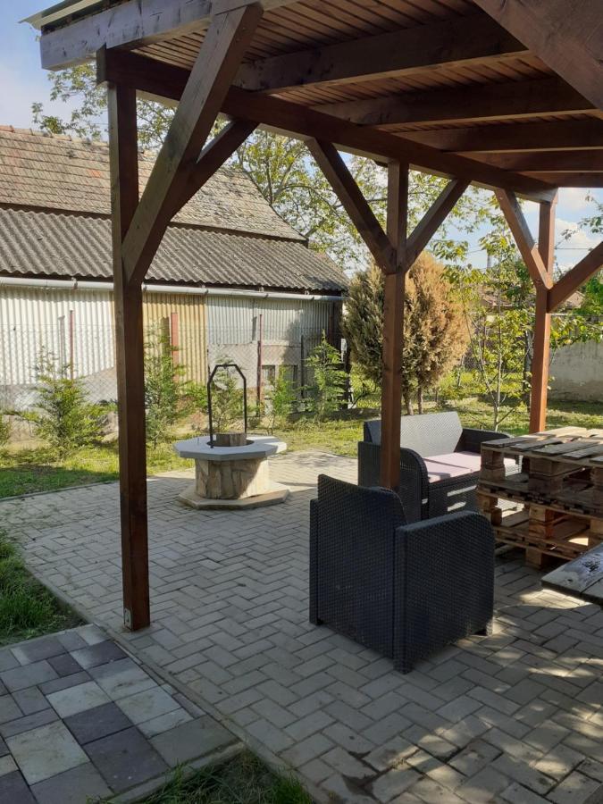 Hajdúszoboszló Eden Apartman מראה חיצוני תמונה