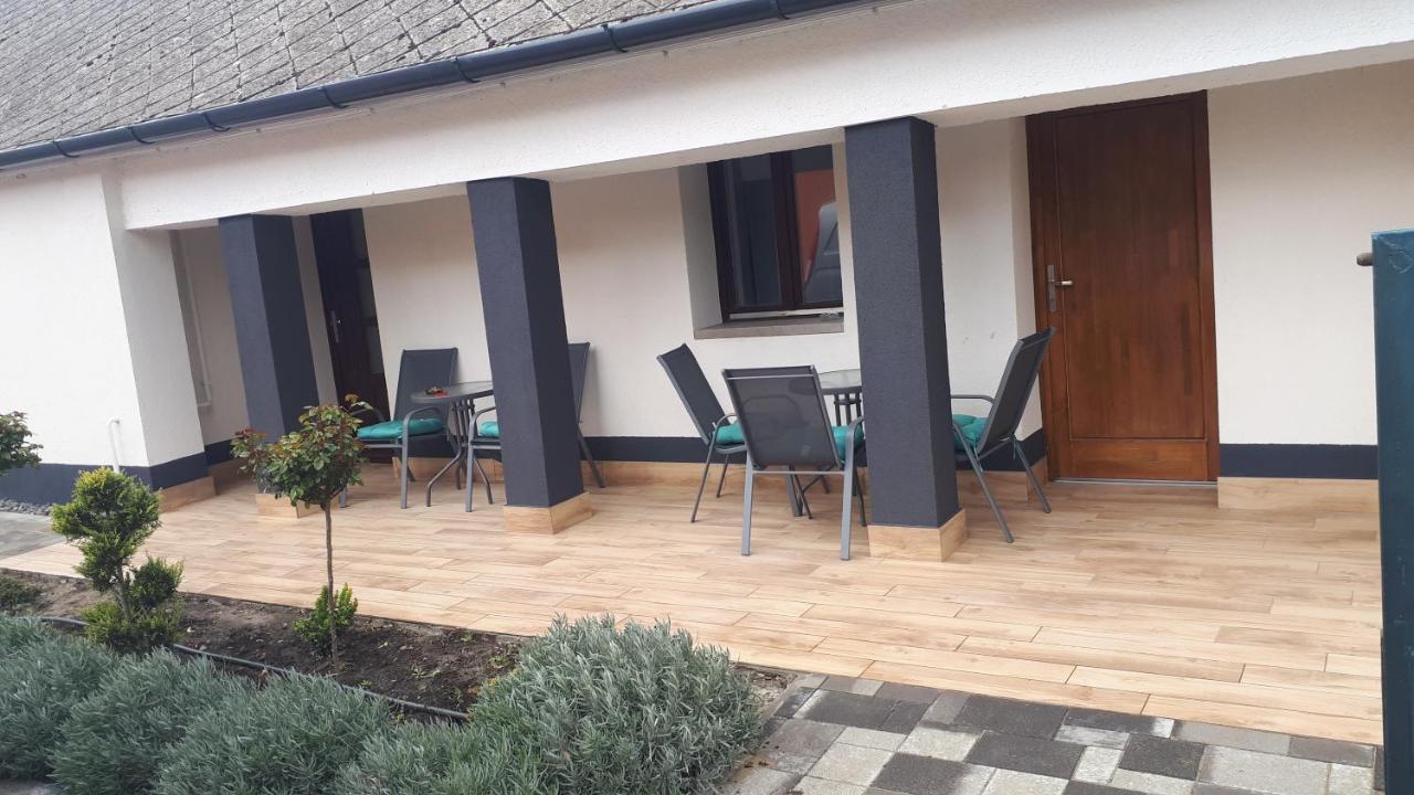 Hajdúszoboszló Eden Apartman מראה חיצוני תמונה