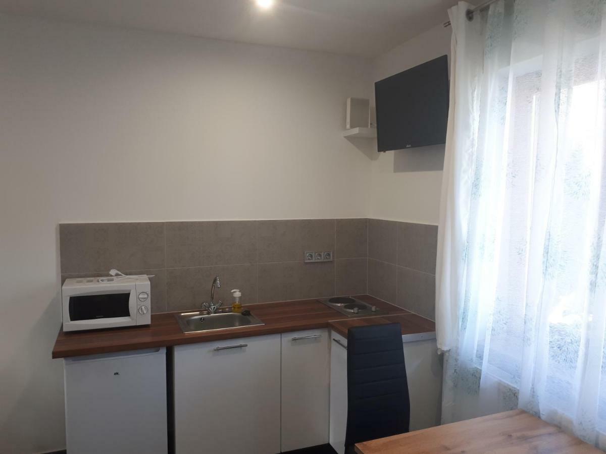 Hajdúszoboszló Eden Apartman מראה חיצוני תמונה