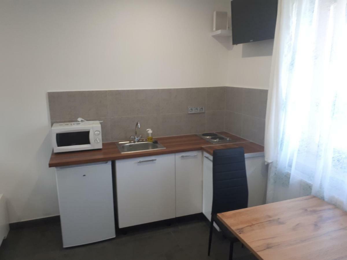 Hajdúszoboszló Eden Apartman מראה חיצוני תמונה