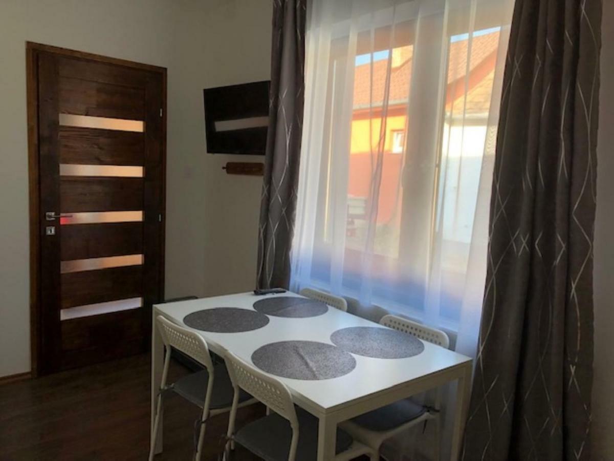 Hajdúszoboszló Eden Apartman מראה חיצוני תמונה