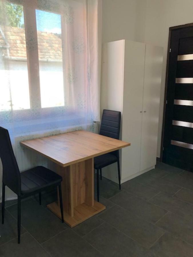 Hajdúszoboszló Eden Apartman מראה חיצוני תמונה
